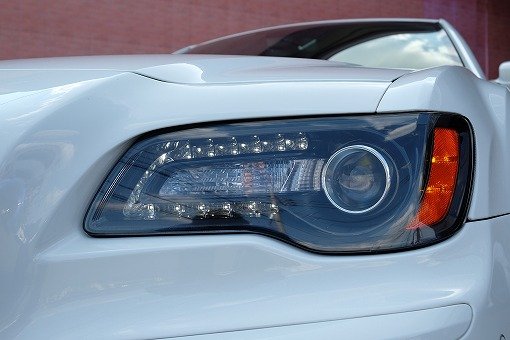 クライスラー 300C SRT-8