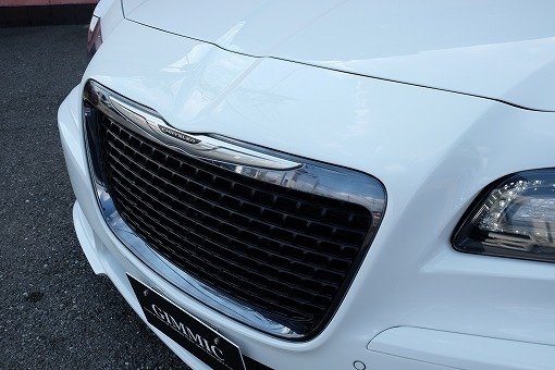 クライスラー 300C SRT-8
