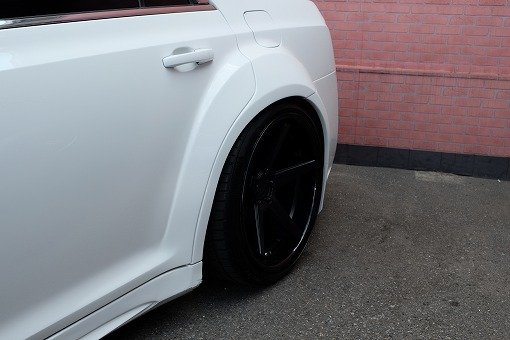 クライスラー 300C SRT-8