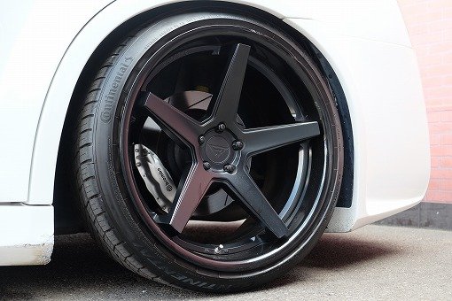 クライスラー 300C SRT-8