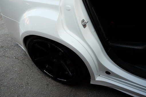クライスラー 300C SRT-8
