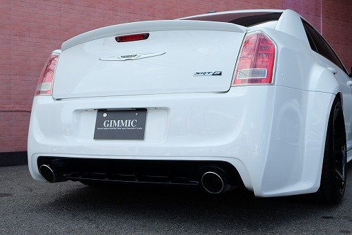 クライスラー 300C SRT-8