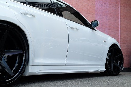 クライスラー 300C SRT-8