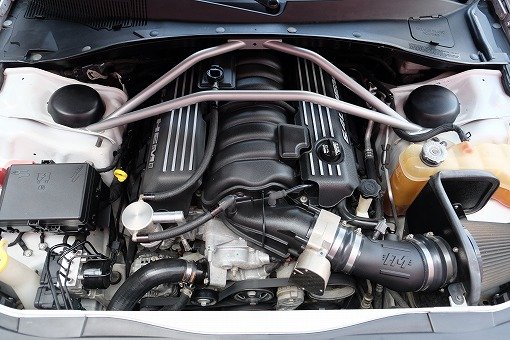 クライスラー 300C SRT-8