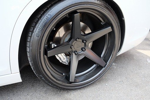 クライスラー 300C SRT-8