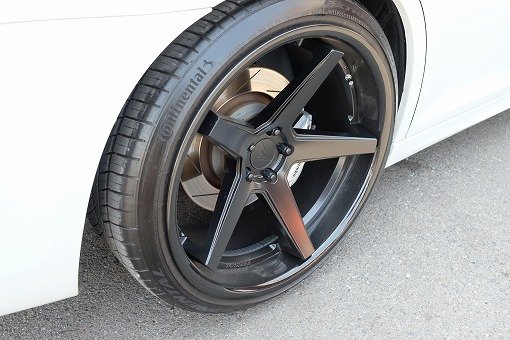 クライスラー 300C SRT-8