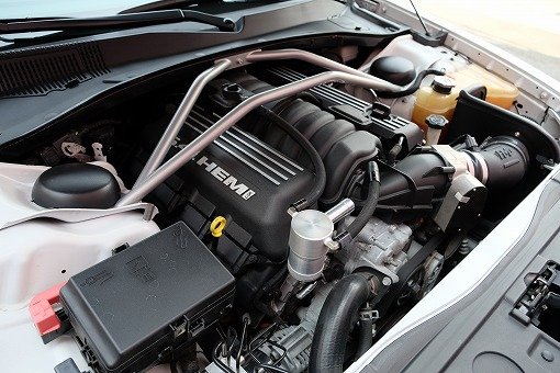 クライスラー 300C SRT-8