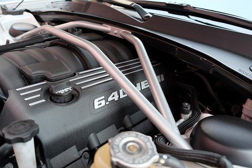 クライスラー 300C SRT-8