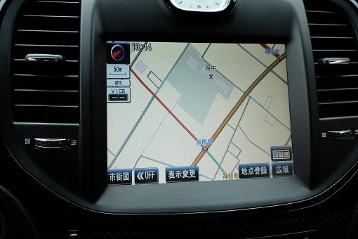 クライスラー 300C SRT-8