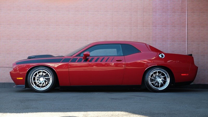ダッジ チャレンジャー R/T Plus（2）