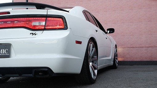 ダッジ チャージャー R/T PLUS