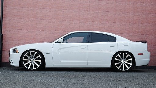 ダッジ チャージャー R/T PLUS