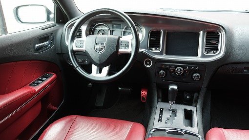 ダッジ チャージャー R/T PLUS