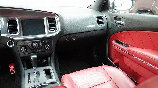 ダッジ チャージャー R/T PLUS