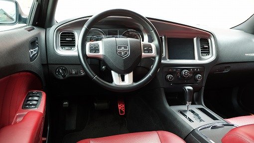 ダッジ チャージャー R/T PLUS