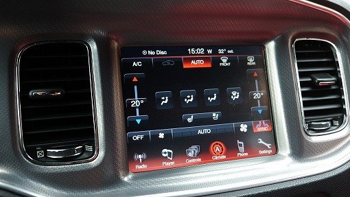ダッジ チャージャー R/T PLUS