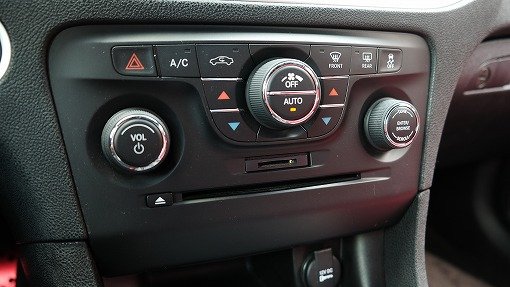 ダッジ チャージャー R/T PLUS