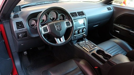 ダッジ チャレンジャー R/T Plus