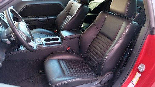 ダッジ チャレンジャー R/T Plus