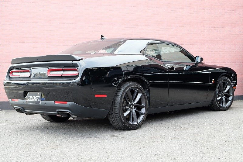 ダッジ チャレンジャー R/T SCAT PACK（3）