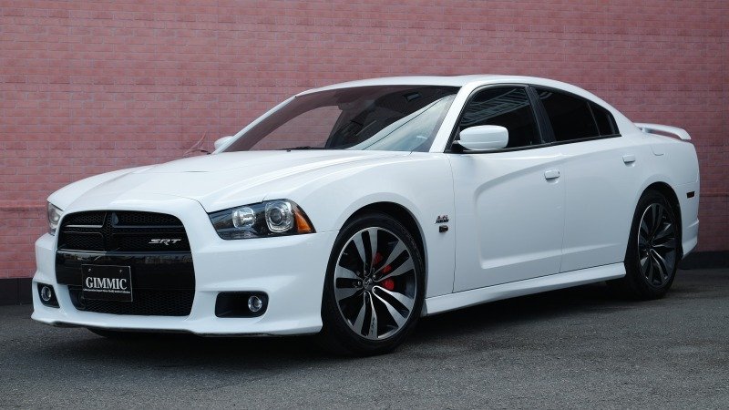 ダッジ チャージャー SRT-8