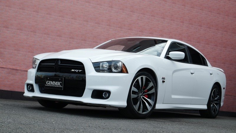 ダッジ チャージャー SRT-8（2）