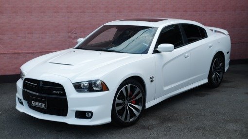 ダッジ チャージャー SRT-8