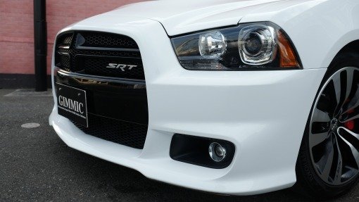 ダッジ チャージャー SRT-8