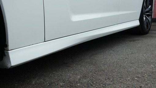 ダッジ チャージャー SRT-8