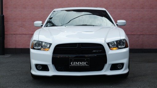 ダッジ チャージャー SRT-8