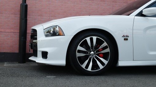 ダッジ チャージャー SRT-8