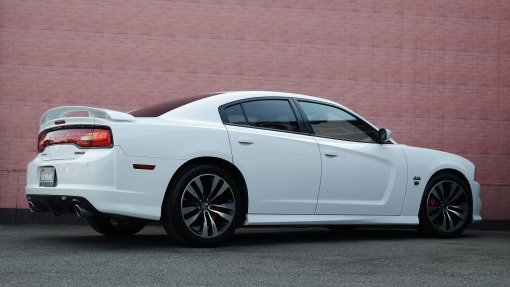 ダッジ チャージャー SRT-8
