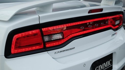 ダッジ チャージャー SRT-8