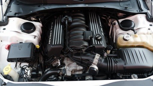 ダッジ チャージャー SRT-8