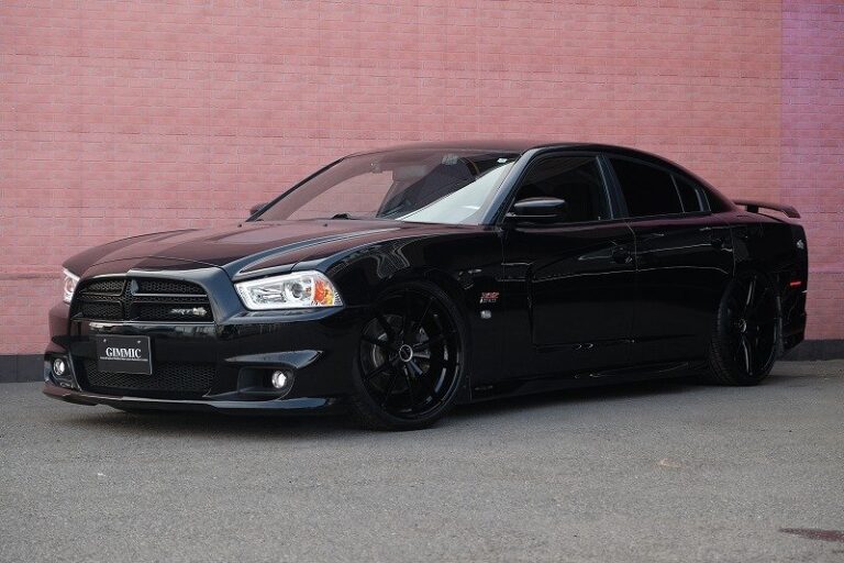 ダッジ チャージャー SRT SUPER BEE