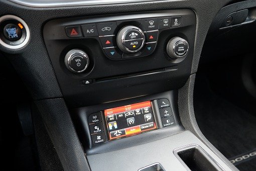 ダッジ チャージャー SRT SUPER BEE