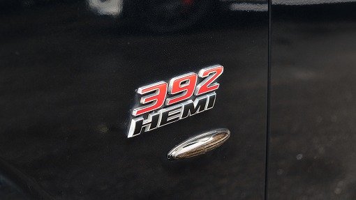 ダッジ チャレンジャー SRT392