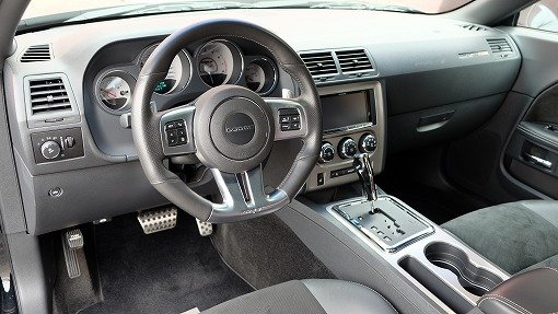 ダッジ チャレンジャー SRT392