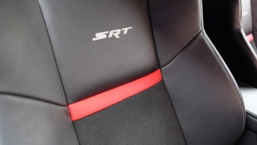 ダッジ チャレンジャー SRT392