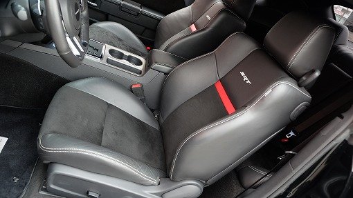 ダッジ チャレンジャー SRT392