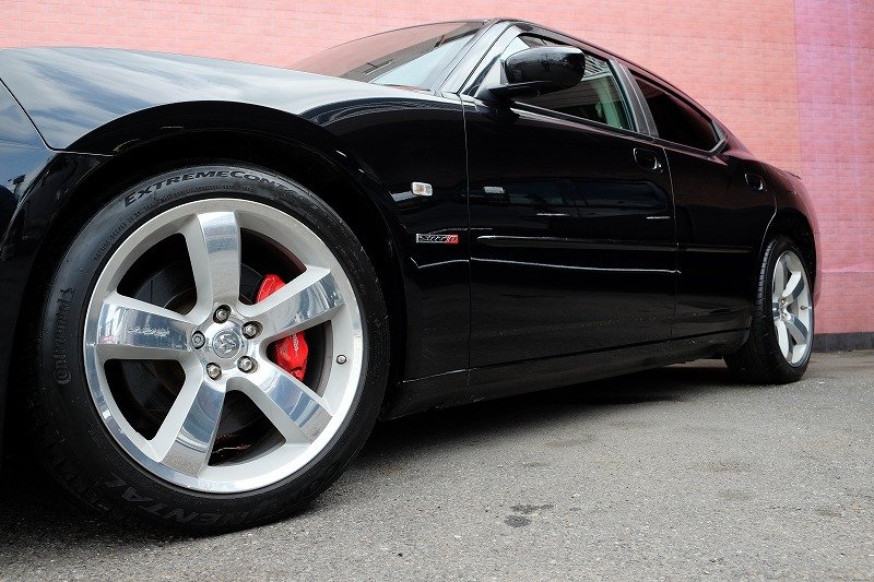 ダッジ チャージャー SRT8（2）