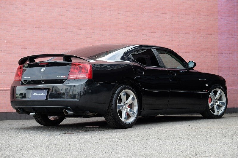 ダッジ チャージャー SRT8（3）