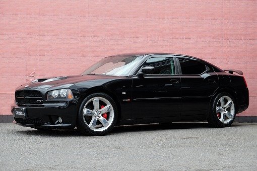 ダッジ チャージャー SRT8