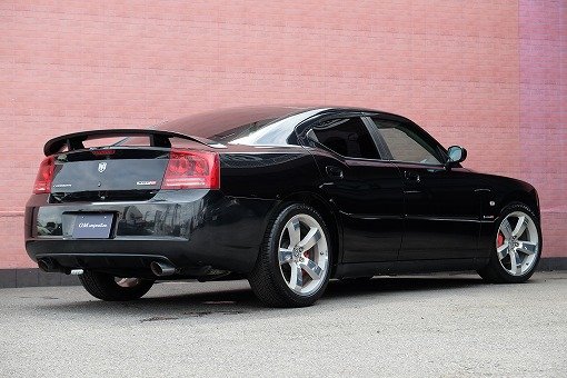 ダッジ チャージャー SRT8