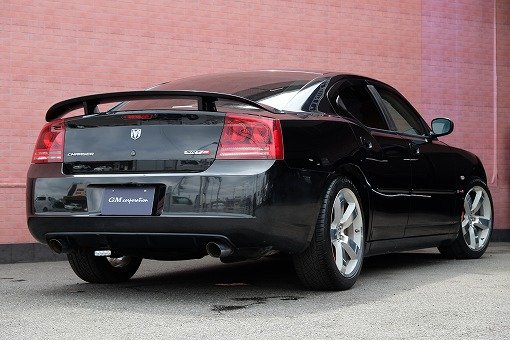 ダッジ チャージャー SRT8