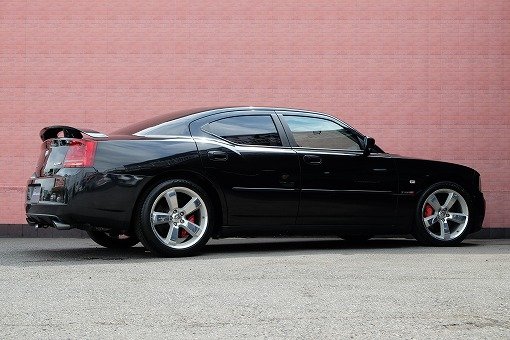 ダッジ チャージャー SRT8