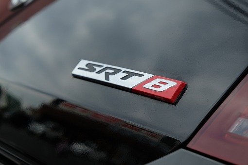 ダッジ チャージャー SRT8