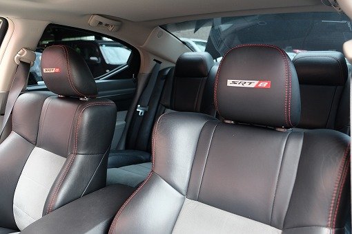 ダッジ チャージャー SRT8