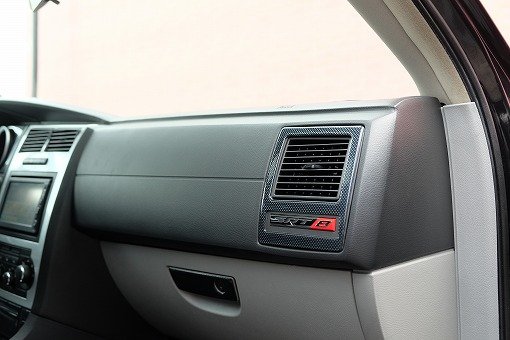 ダッジ チャージャー SRT8
