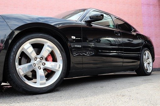 ダッジ チャージャー SRT8